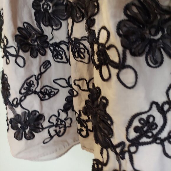 Floral A-Line Full Skirt Dress Cap Sleeve Black Tan Embroidered Flare Dress - Picture 3 of 5